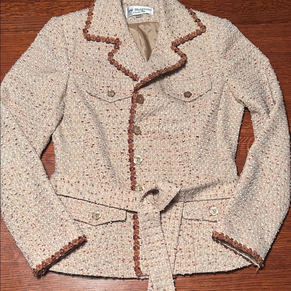 Lee Magram Elegant Cream Tweed Blazer with Brown Floral Accents